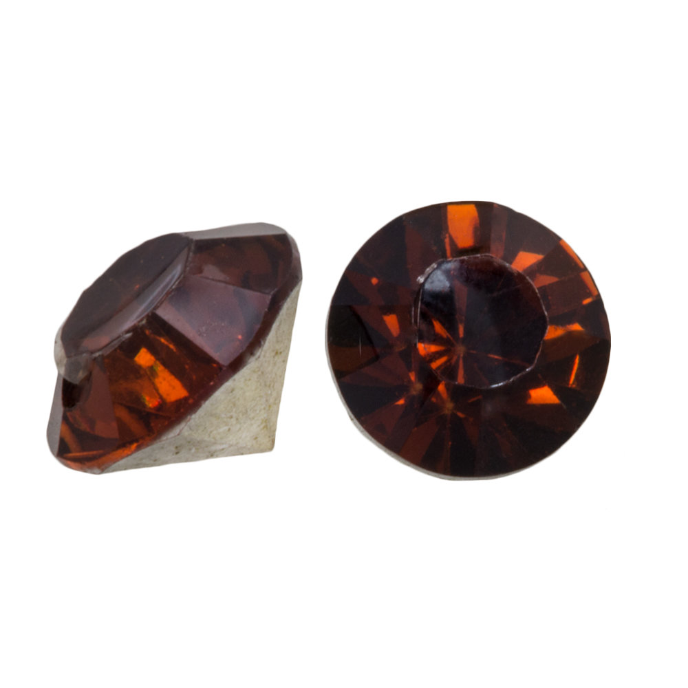 Chaton SS39 (8 mm) Deep Brown (25 pièces)